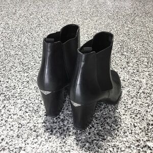 Michael Kors ✦ Genuine Leather 3.5" Heels Lottie Booties (size 7)